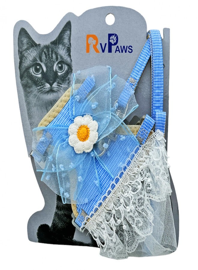 Pups&Pets طقم سرج أنيق للقطط من Pups&Pets مزين بالدانتيل والزهور، فستان قابل للتعديل للحيوانات الأليفة مع فيونكة، سرج مبطن بشبكة للقطط الصغيرة والجراء، حزام للقطط، مقود نايلون 10 مم - عبوة من قطعة واحدة - Image 3